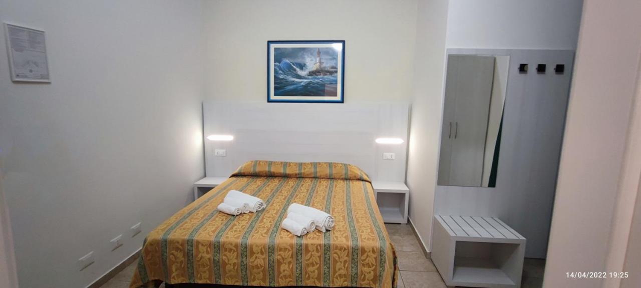 Hotel Zeus Lido Di Classe Room Only Luaran gambar
