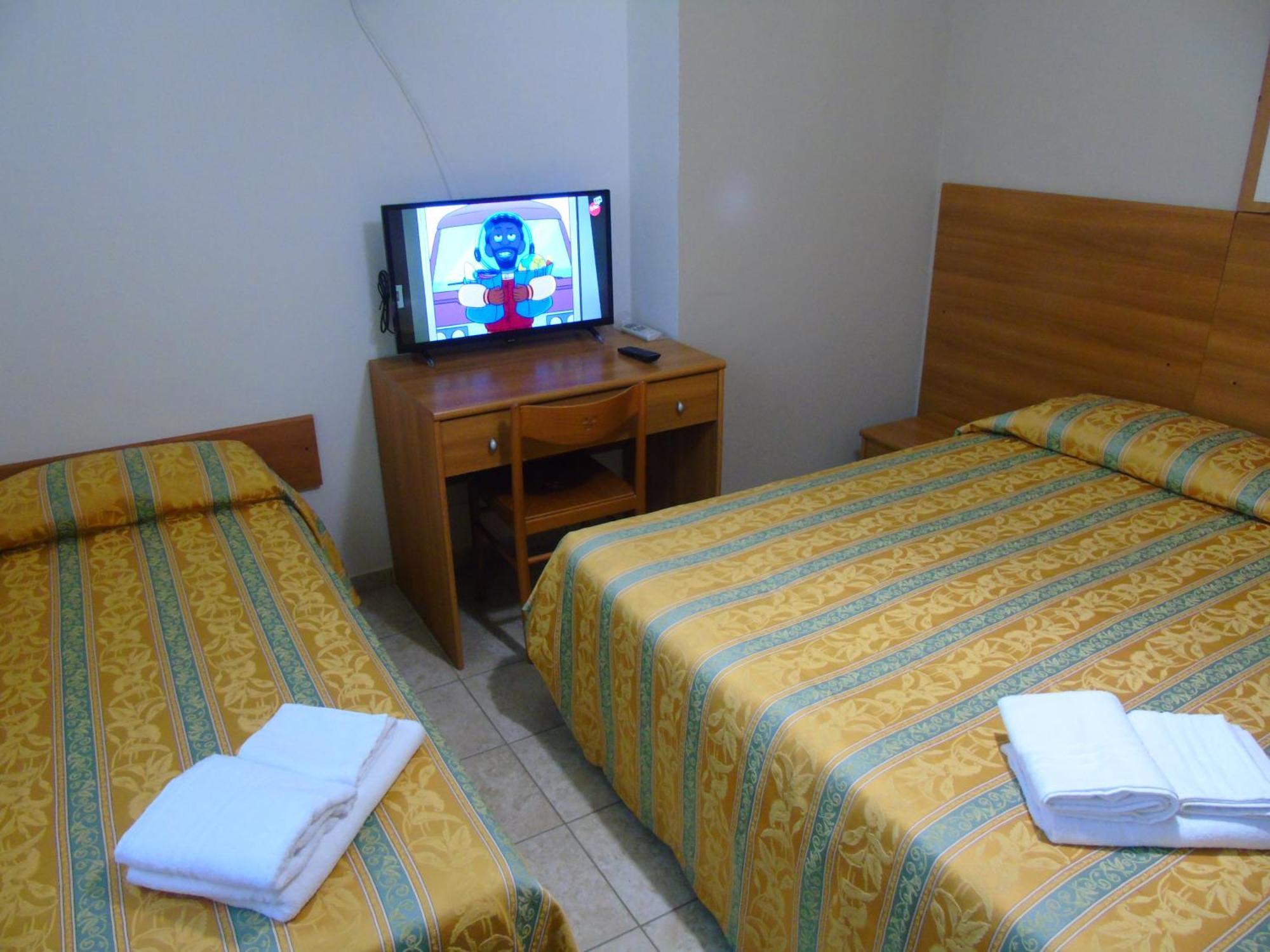 Hotel Zeus Lido Di Classe Room Only Luaran gambar
