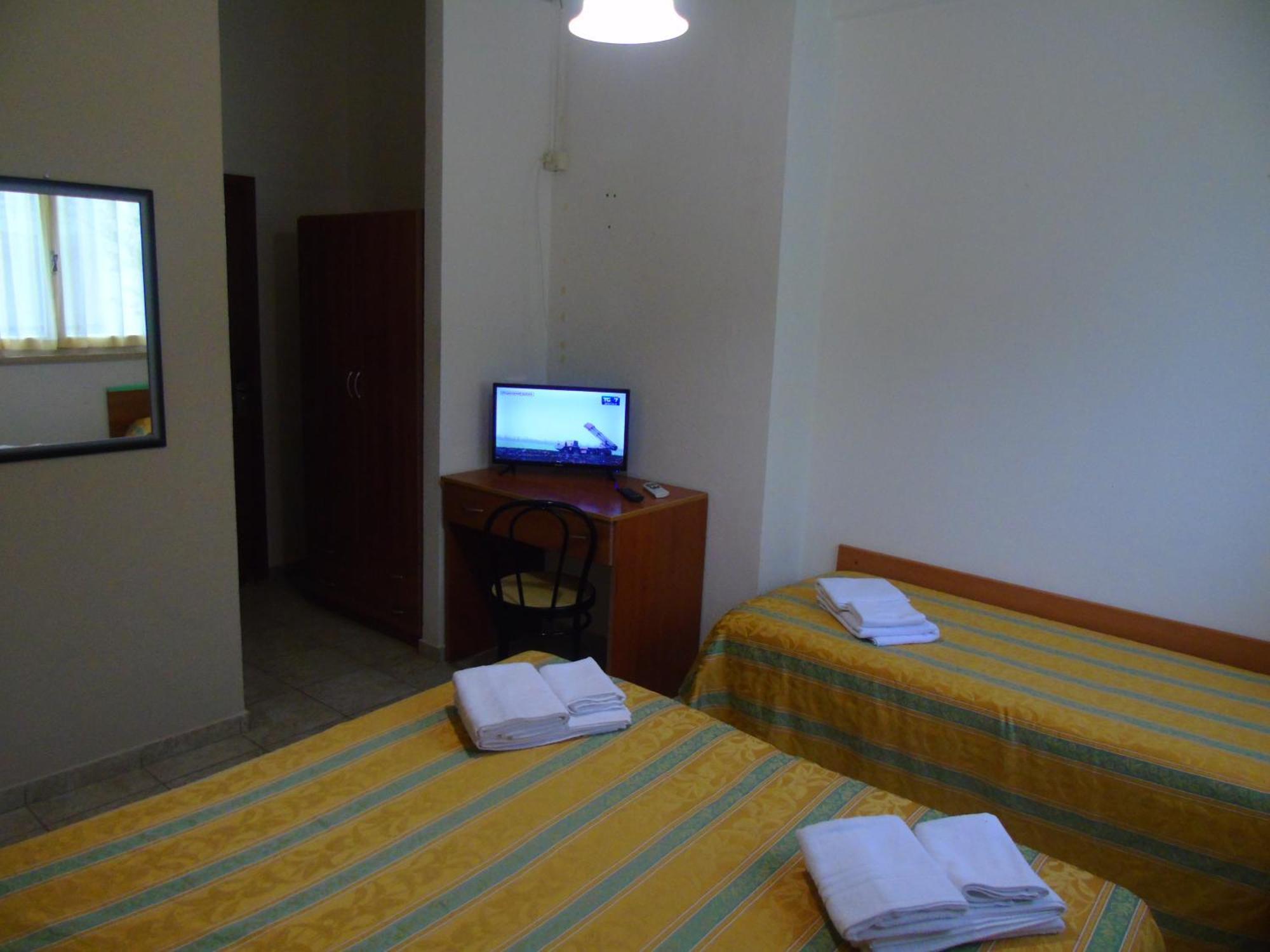 Hotel Zeus Lido Di Classe Room Only Luaran gambar