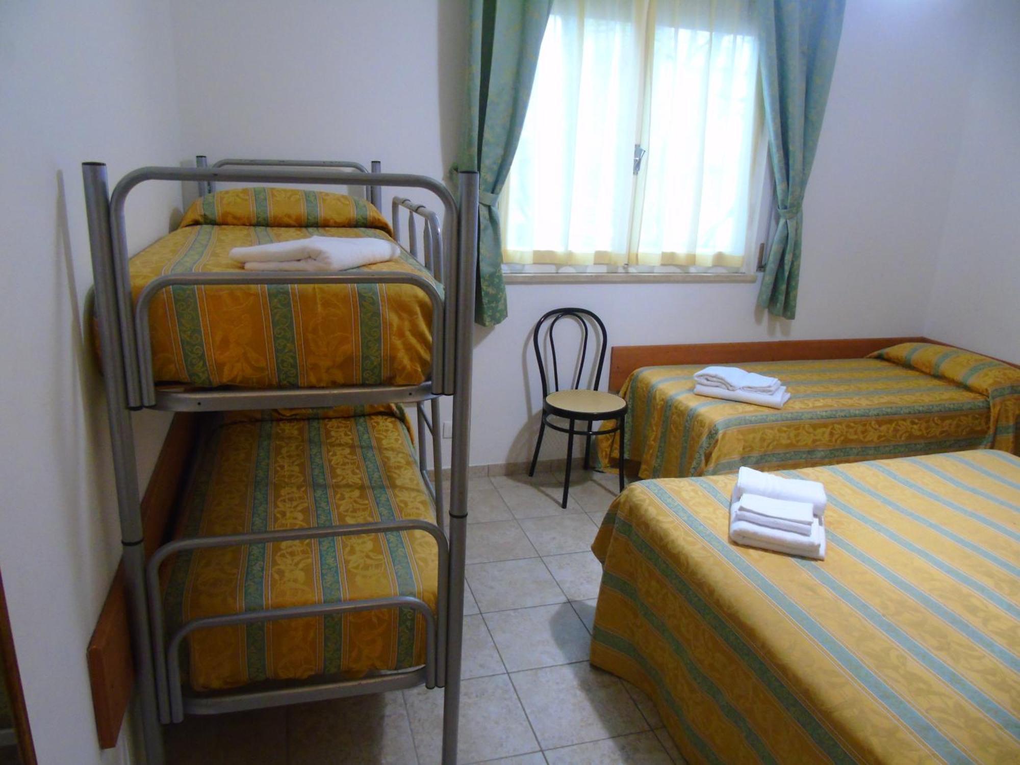 Hotel Zeus Lido Di Classe Room Only Luaran gambar